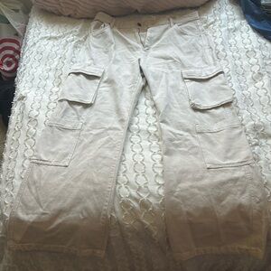 Cotton on cargo pants